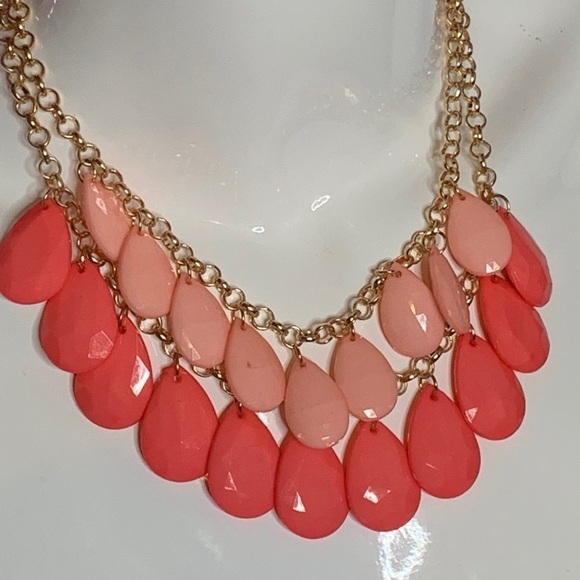 TEARDROP necklace - Picture 2 of 5